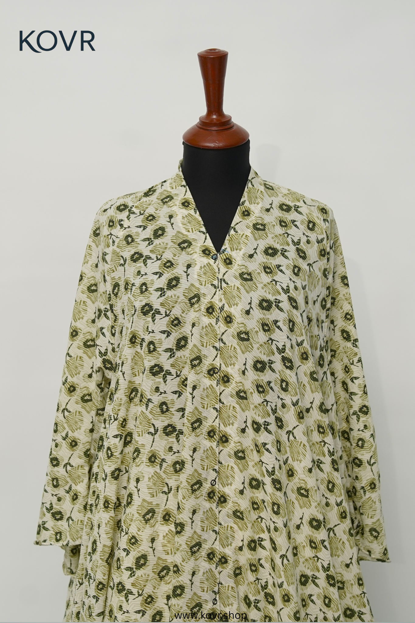 🌿 Noor Abaya – Olive Bloom