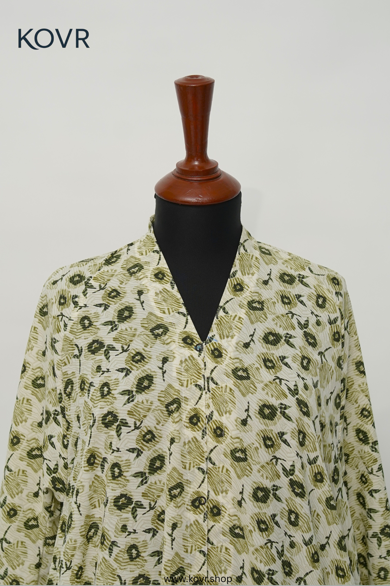 🌿 Noor Abaya – Olive Bloom