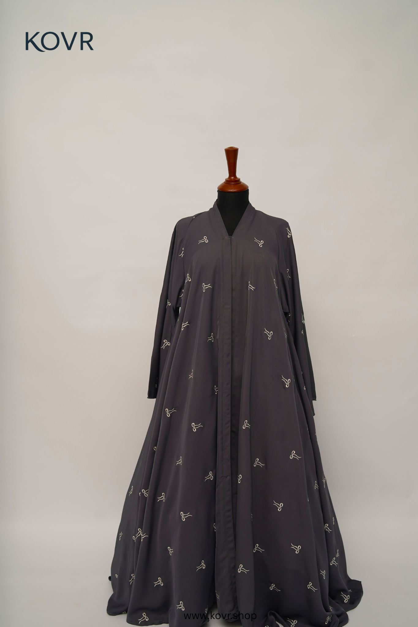 Thread & Shears Abaya