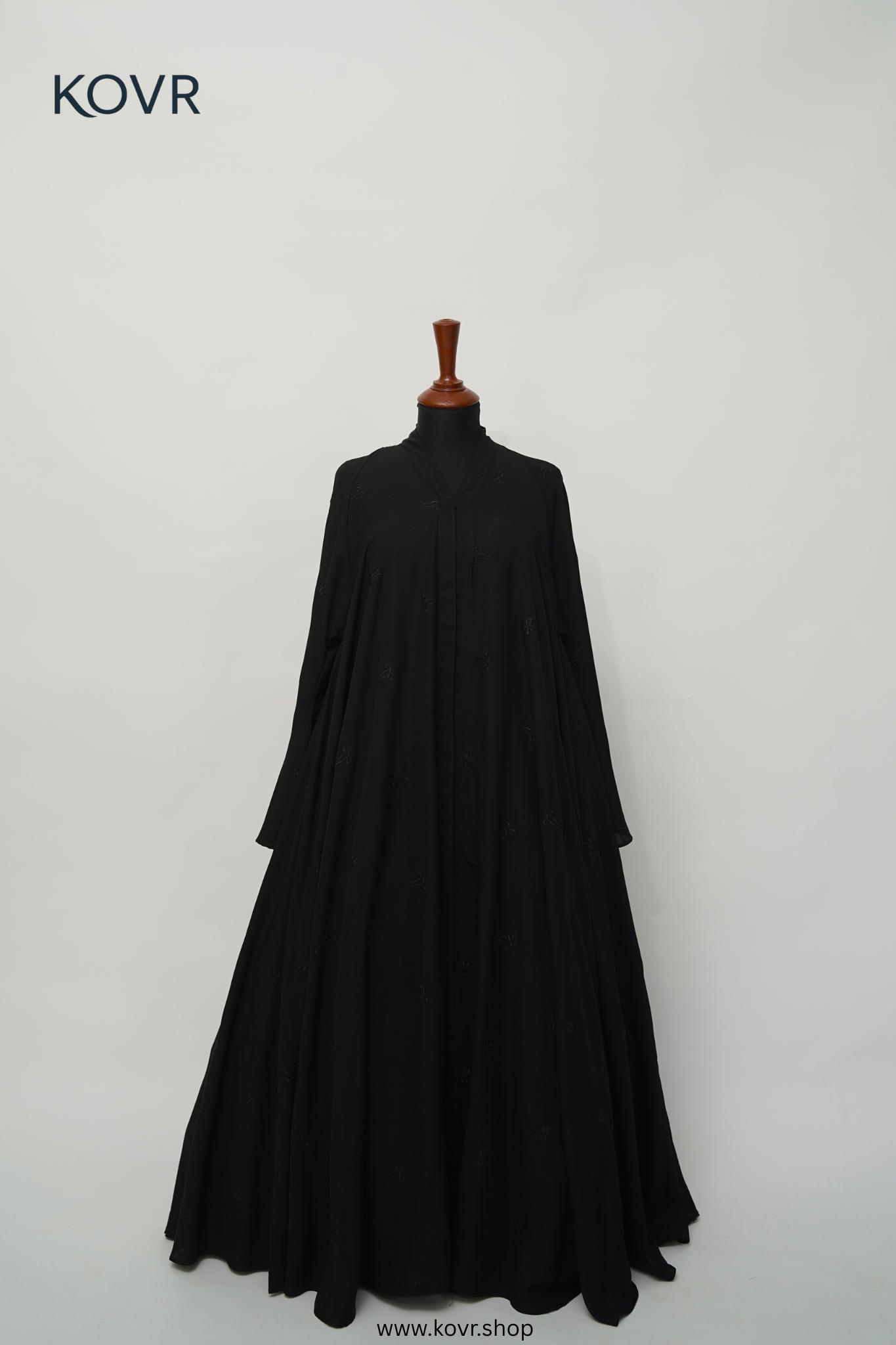 Thread & Shears GOLD Abaya