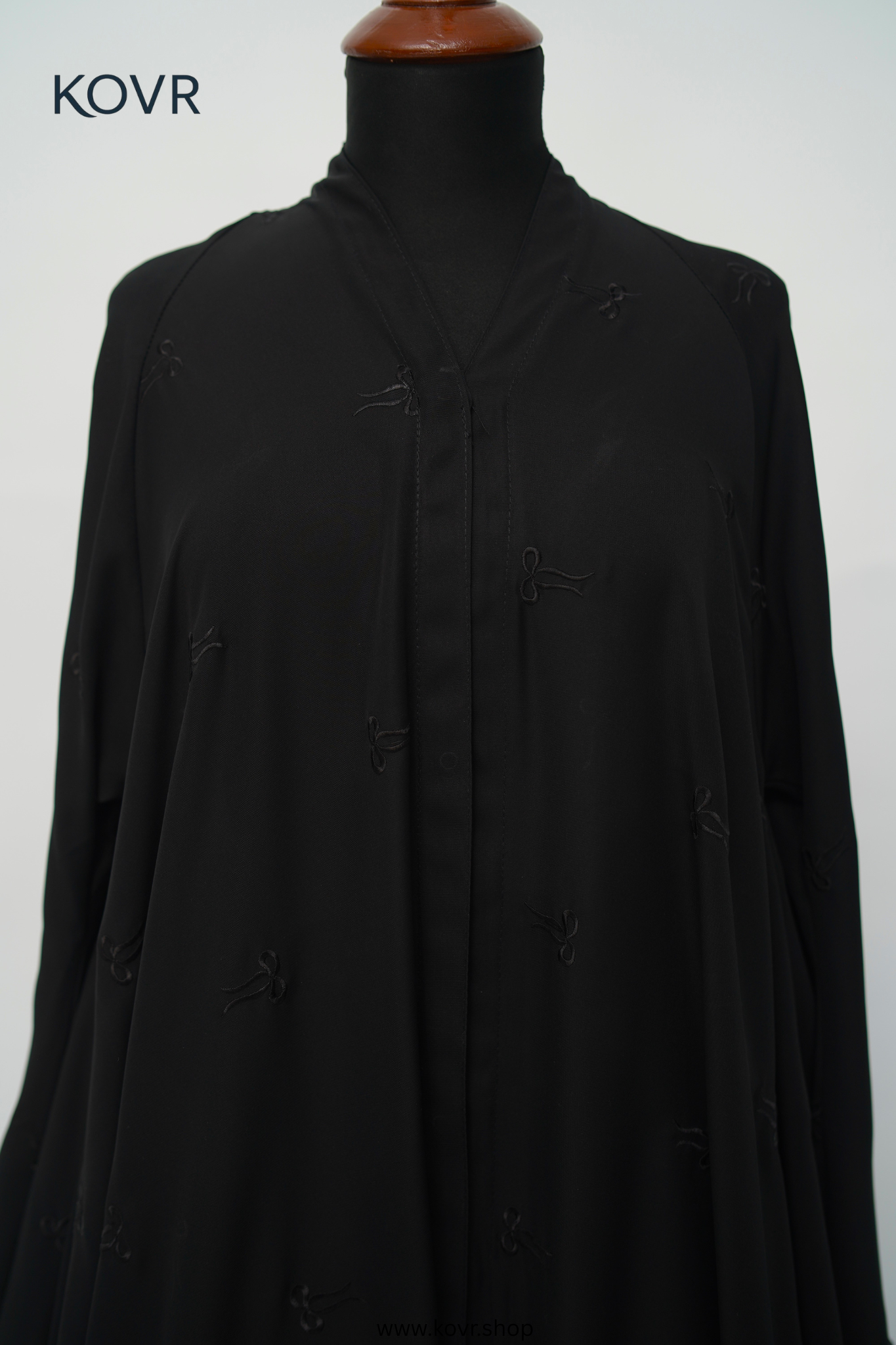 Thread & Shears GOLD Abaya