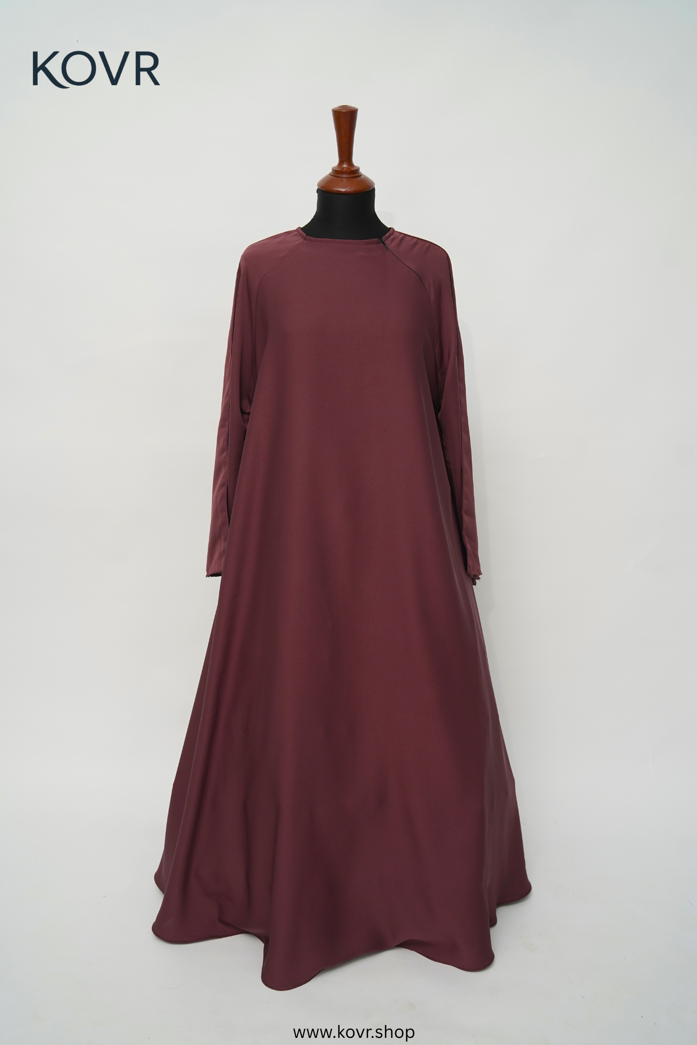 Classic Flowy Abaya