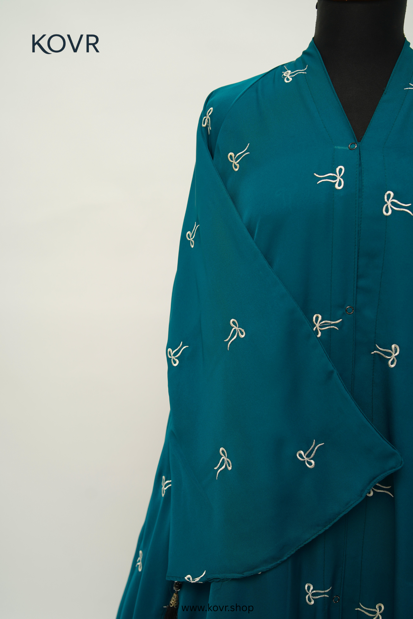 Thread & Shears Abaya